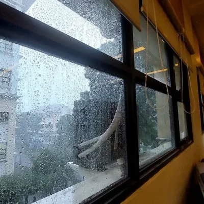 Hujan dan Kemelut Waktu Lagi